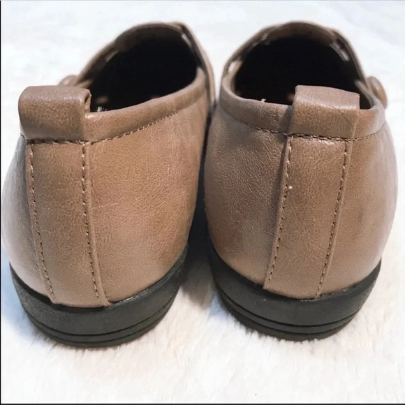 Angel Steps Anti Shock Button Strap Flats Size 7 Wide - Picture 3 of 8